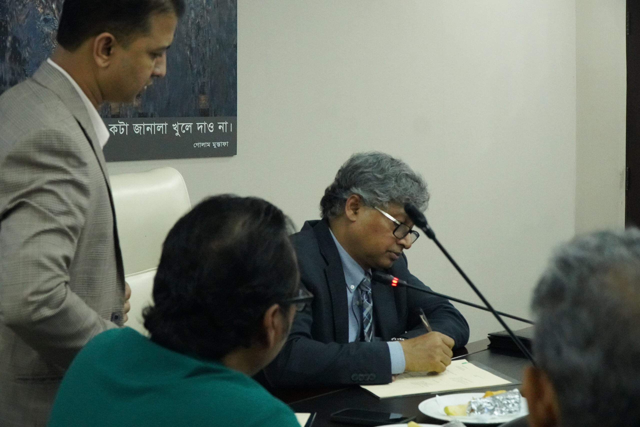 MOU Signing Ceremony Intellisia (2)