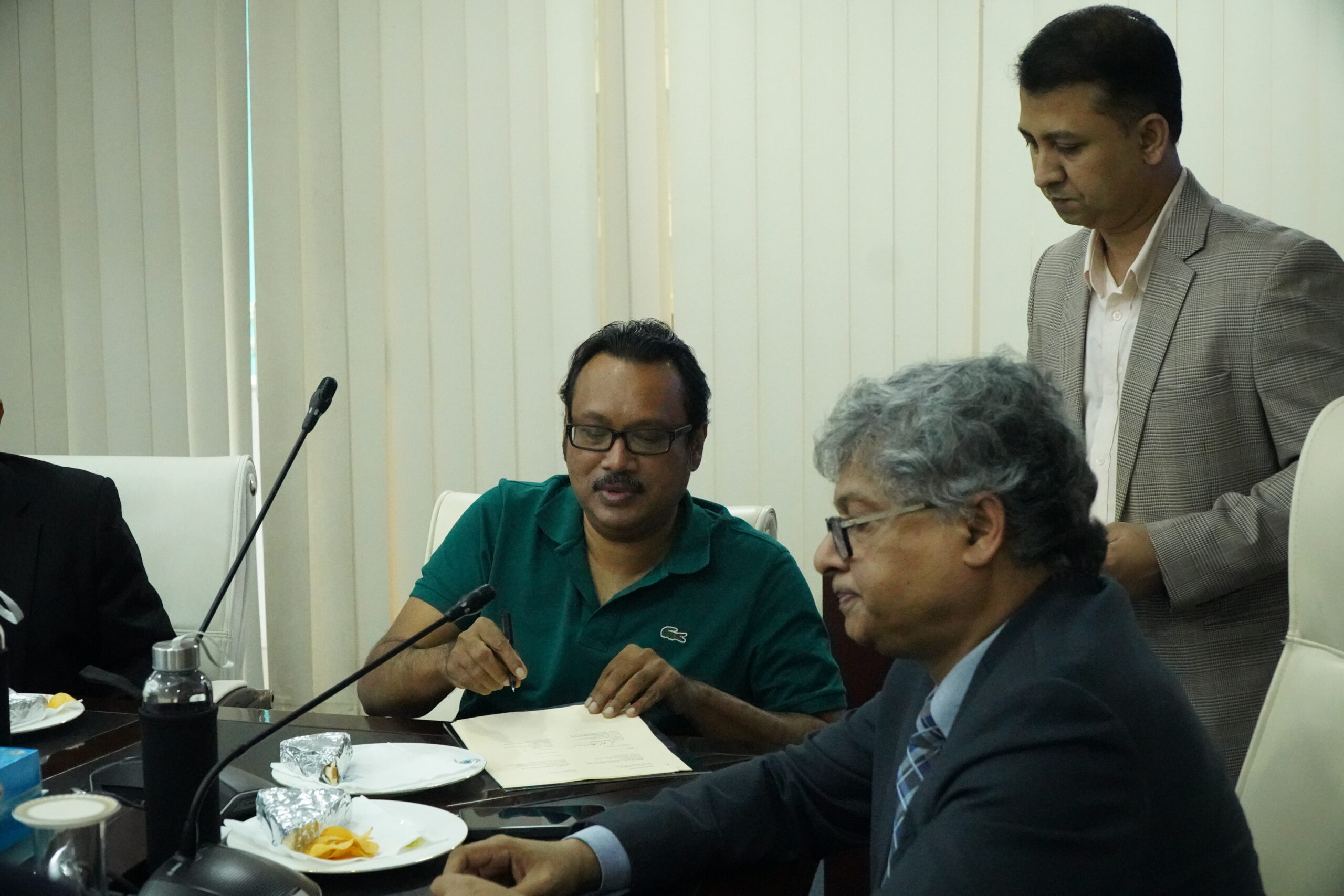 MOU Signing Ceremony Intellisia (5)