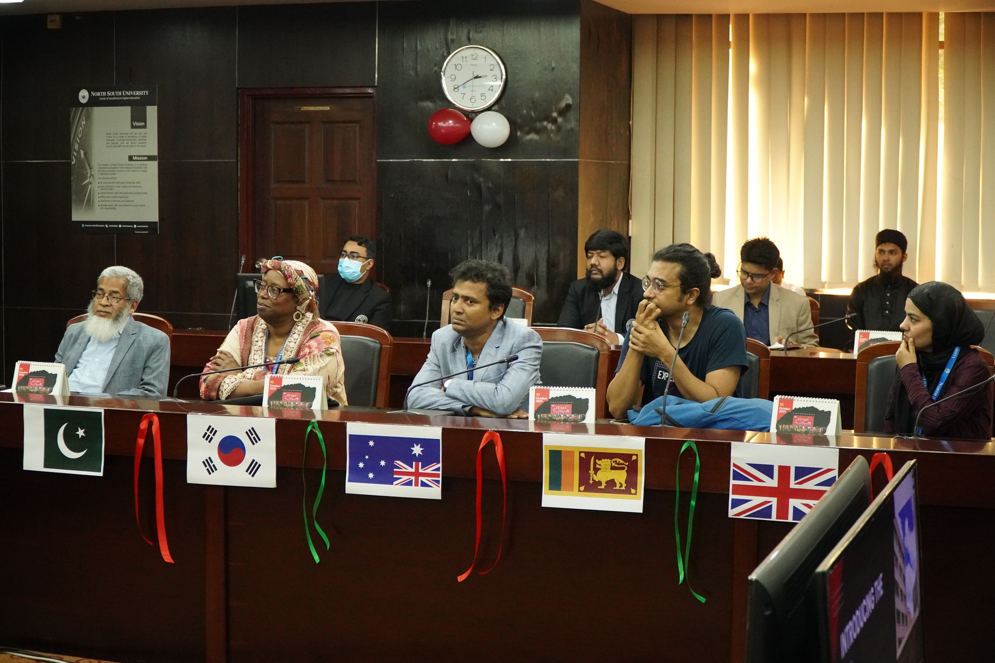 IS Orientation 25 13