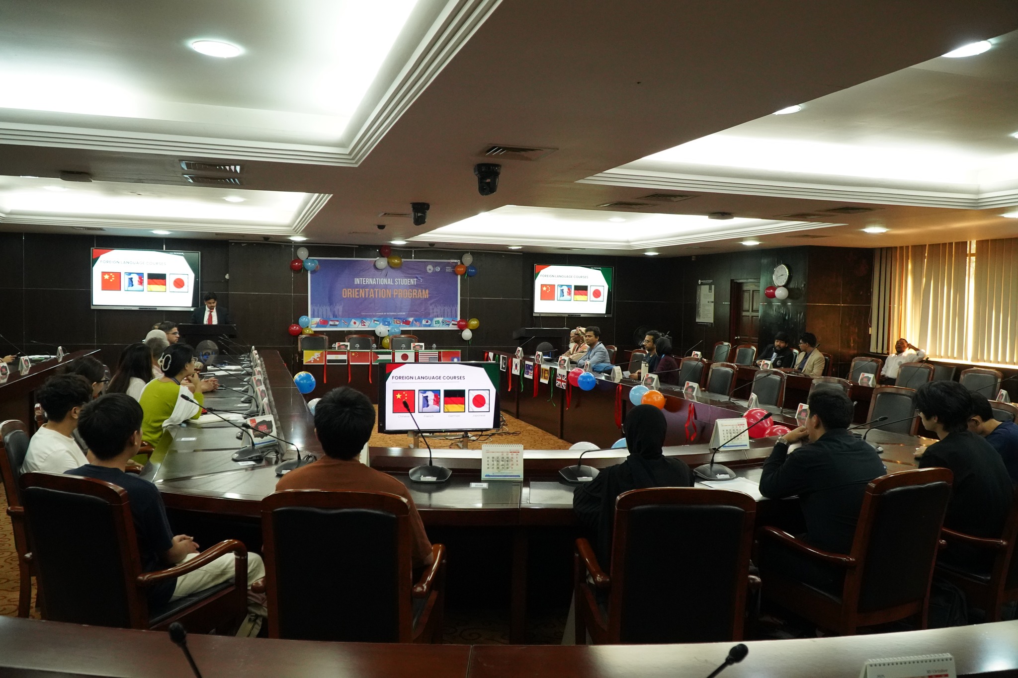 IS Orientation 25 14