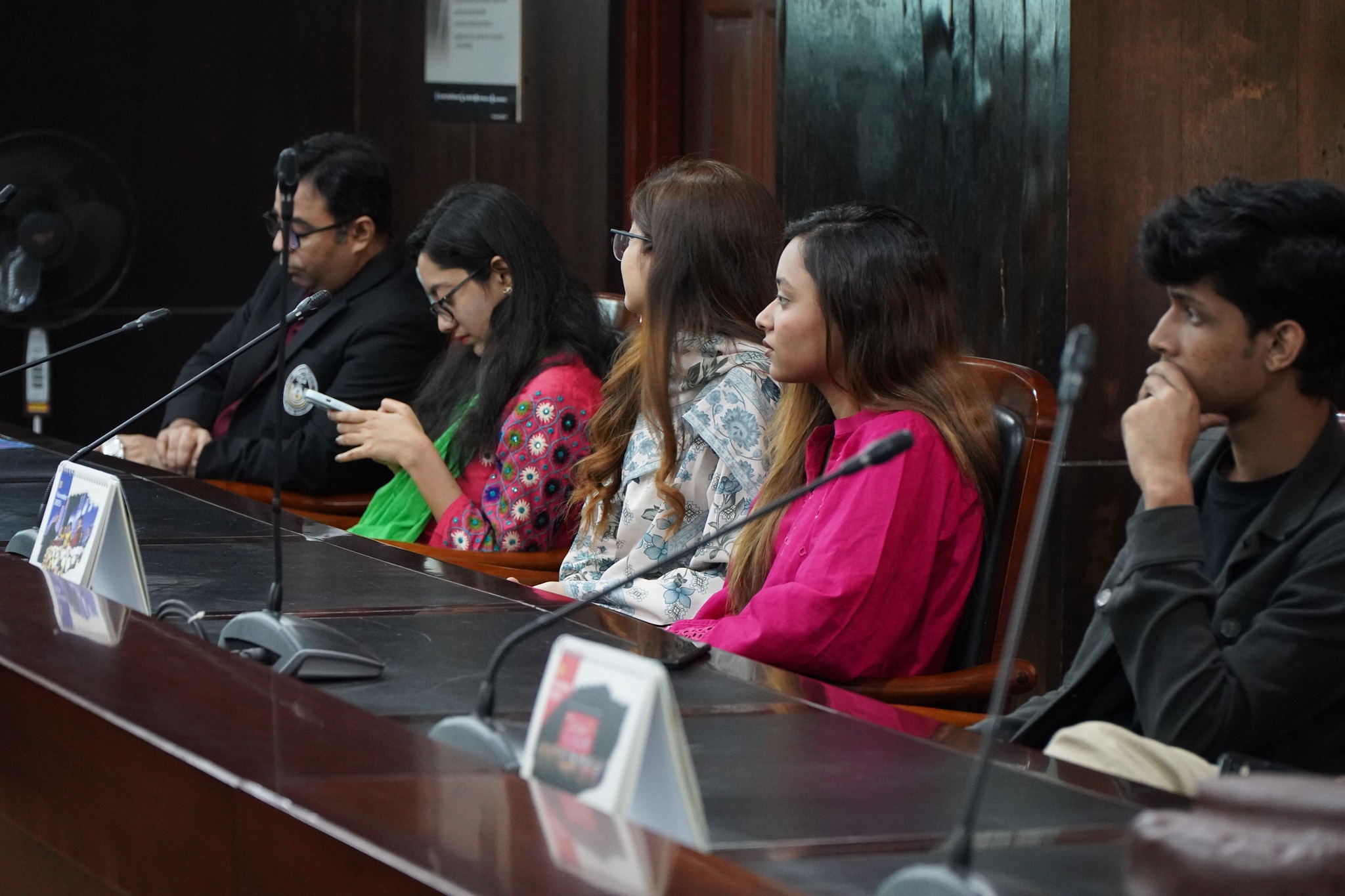 Allama Iqbal’s Concept of the Shaheen (Falcon) and Today’s Youth 15