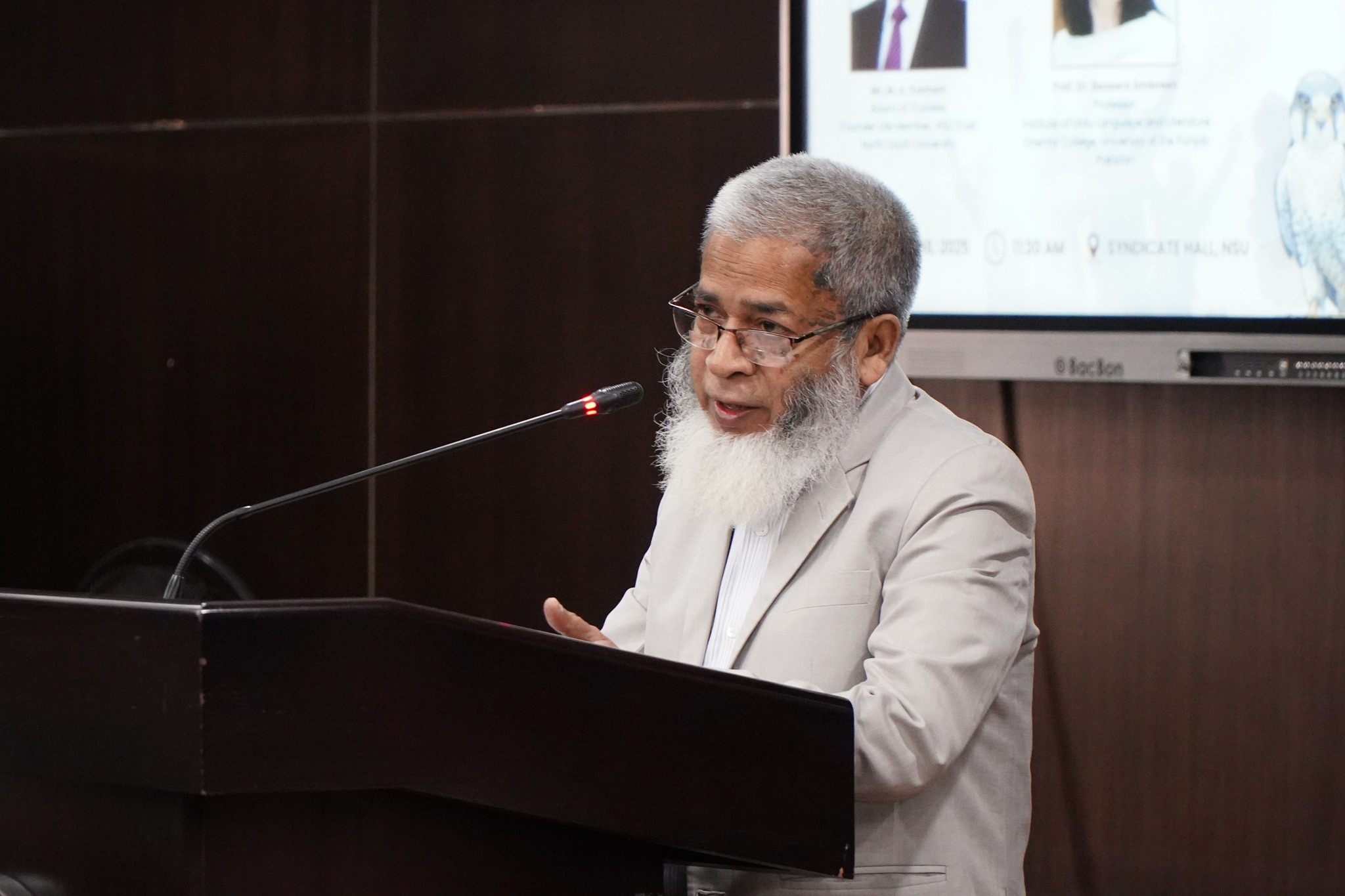 Allama Iqbal’s Concept of the Shaheen (Falcon) and Today’s Youth 3