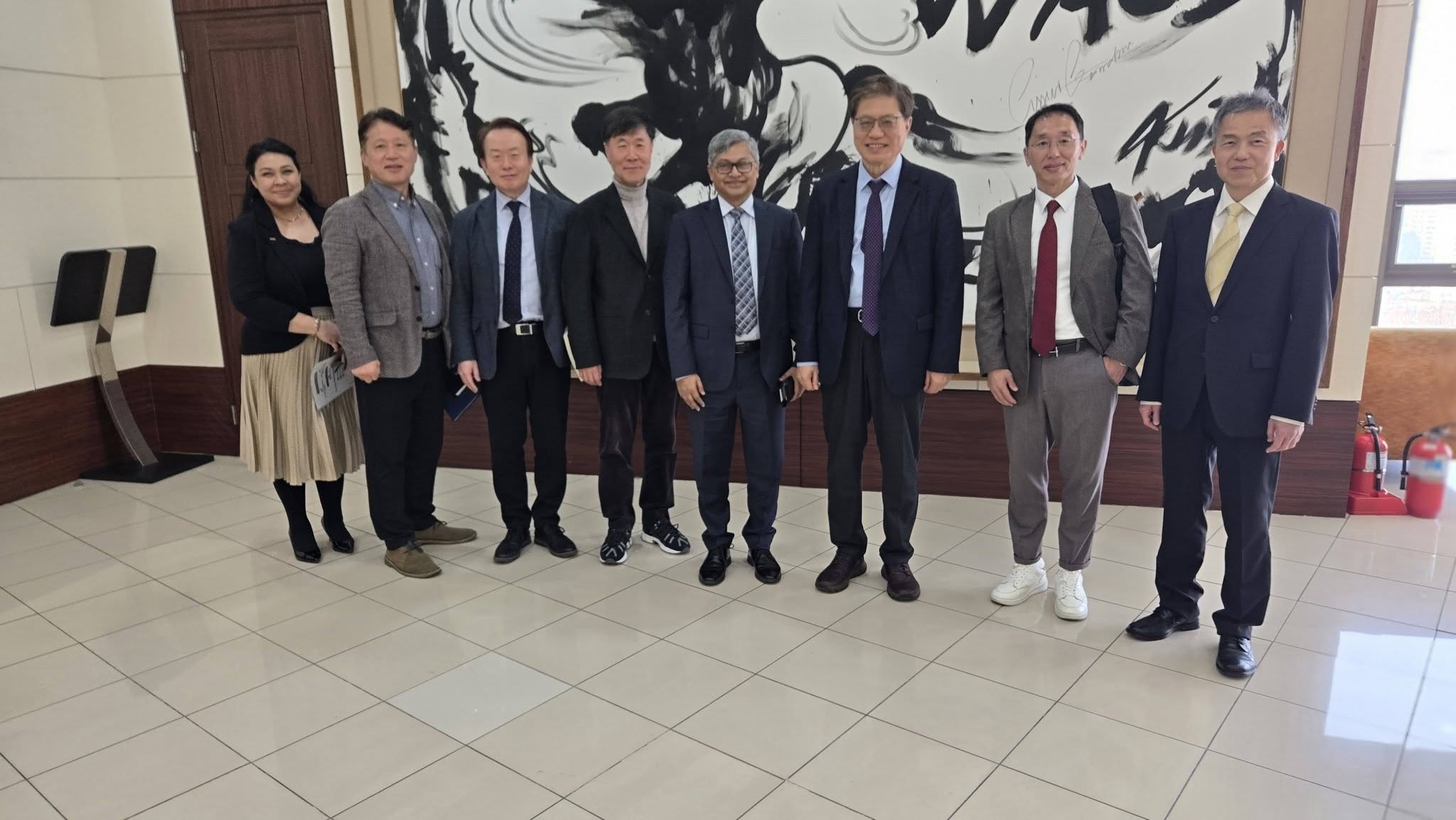 North South University’s Vice Chancellor, Prof. Abdul Hannan Chowdhury, visited Woosong University, South Korea