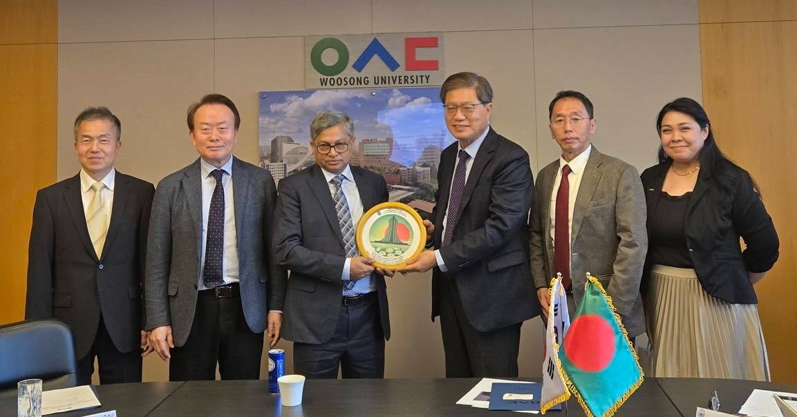North South University’s Vice Chancellor, Prof. Abdul Hannan Chowdhury, visited Woosong University, South Korea4