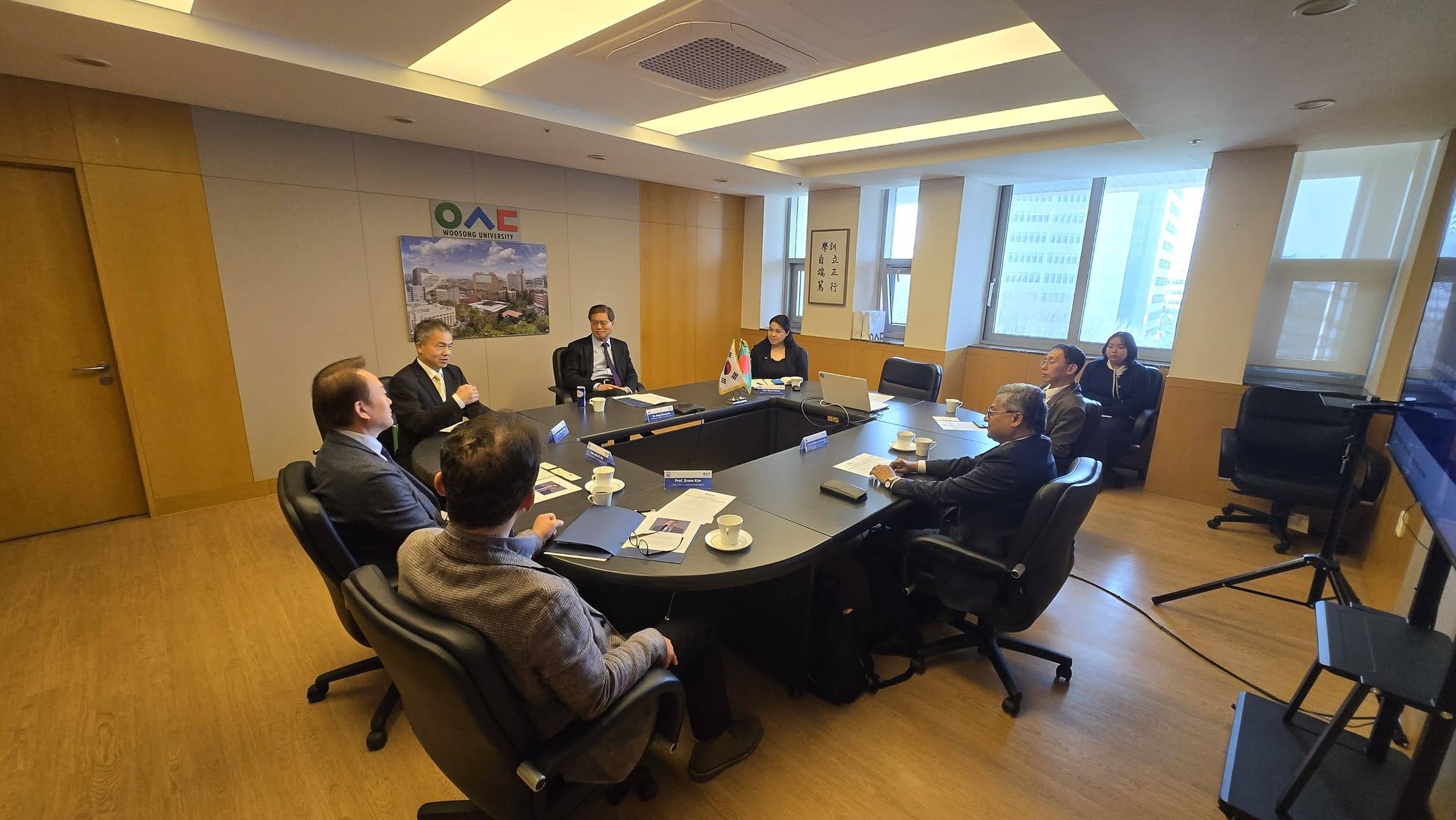 North South University’s Vice Chancellor, Prof. Abdul Hannan Chowdhury, visited Woosong University, South Korea7